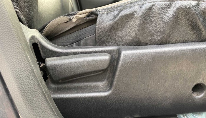 2022 Maruti Alto VXI PLUS, Petrol, Manual, 13,397 km, Driver Side Adjustment Panel