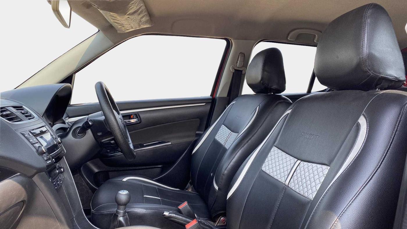 2014 Maruti Swift ZDI, Diesel, Manual, 75,105 km, Right Side Front Door Cabin