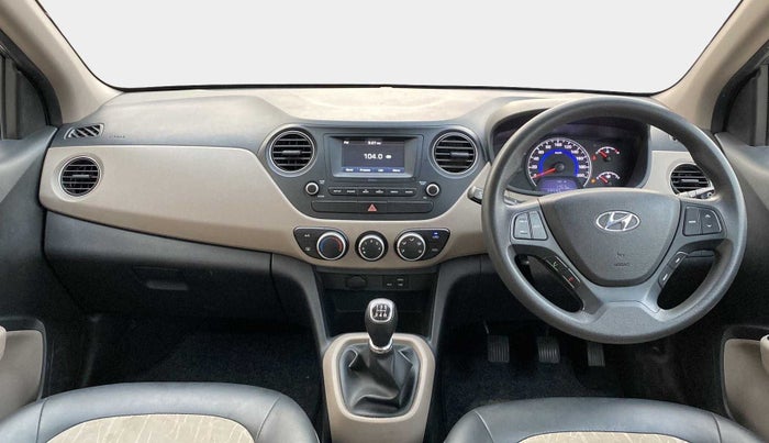 2017 Hyundai Grand i10 SPORTZ 1.2 KAPPA VTVT, Petrol, Manual, 29,589 km, Dashboard
