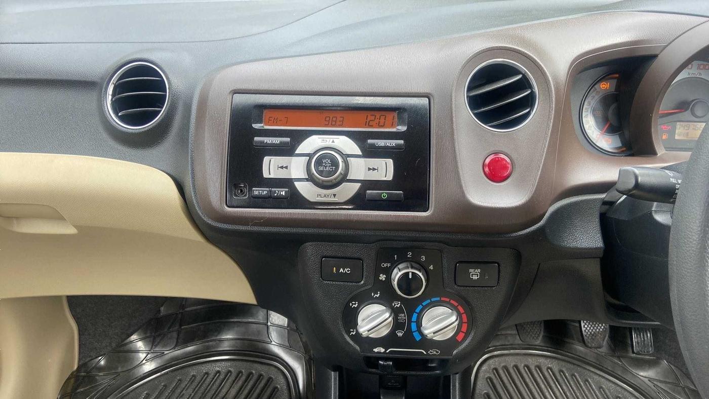 2013 Honda Brio S MT, Petrol, Manual, 49,766 km, Air Conditioner