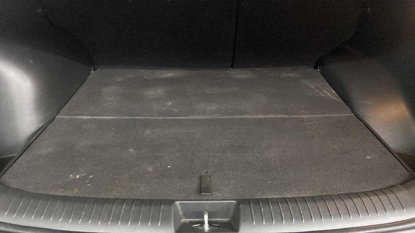 2017 Hyundai Creta SX PLUS AT 1.6 PETROL, Petrol, Automatic, 32,186 km, Boot Inside