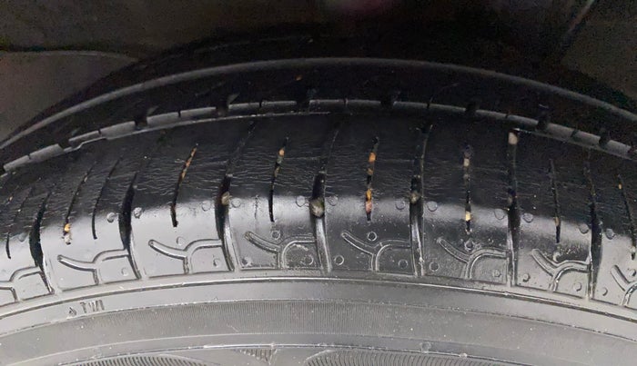 2021 Hyundai NEW SANTRO SPORTZ AMT, Petrol, Automatic, 28,716 km, Left Rear Tyre Tread