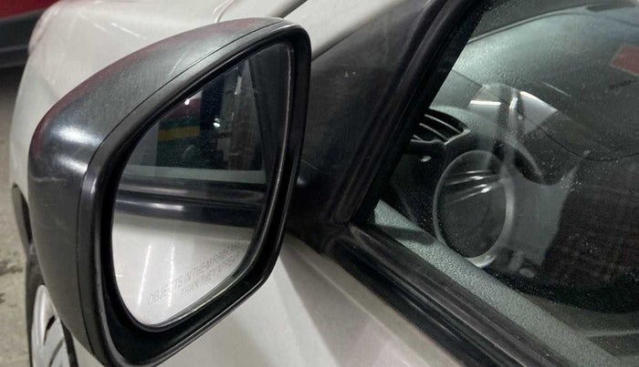 2019 Maruti Alto VXI, Petrol, Manual, 6,664 km, Left rear-view mirror - Mirror motor not working