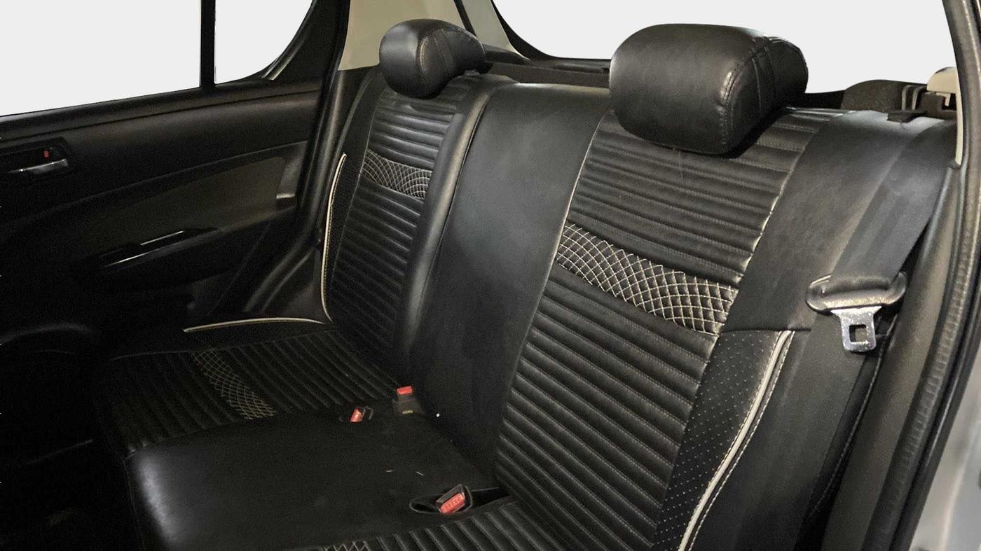 2016 Maruti Swift VXI ABS, Petrol, Manual, 80,865 km, Right Side Rear Door Cabin