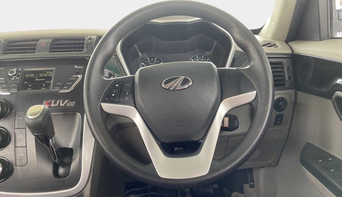2017 Mahindra Kuv100 K8 6 STR, Petrol, Manual, 40,847 km, Steering Wheel Close Up