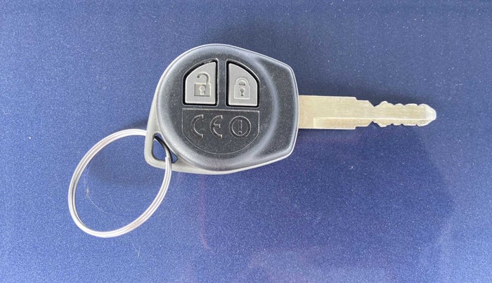 2017 Maruti Dzire VXI, Petrol, Manual, 29,753 km, Key Close Up