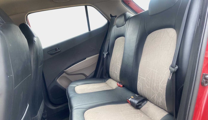 2019 Hyundai Grand i10 MAGNA 1.2 KAPPA VTVT, Petrol, Manual, 24,067 km, Right Side Rear Door Cabin