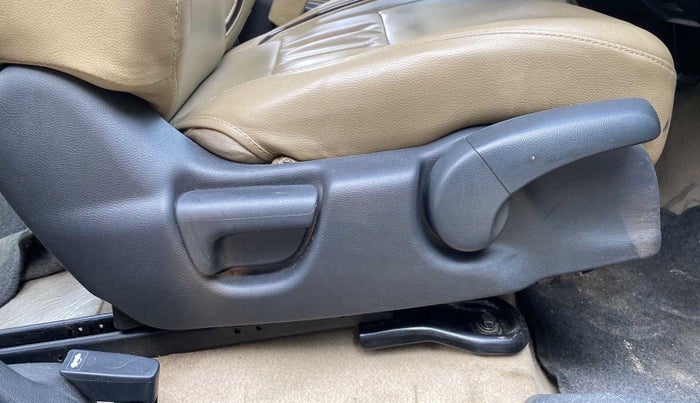 2018 Honda City 1.5L I-VTEC V MT, Petrol, Manual, 34,445 km, Driver Side Adjustment Panel