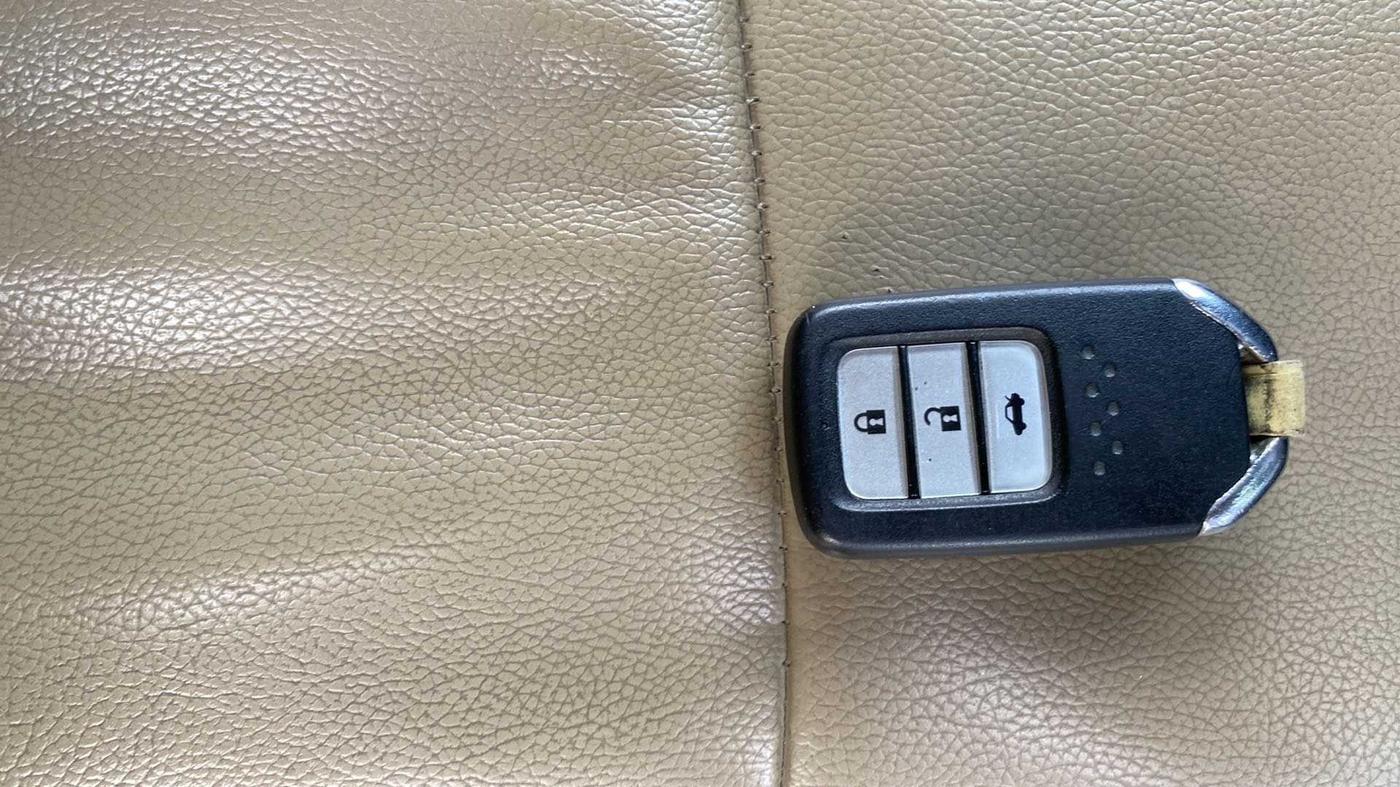2018 Honda City 1.5L I-VTEC V MT, Petrol, Manual, 34,445 km, Key Close Up