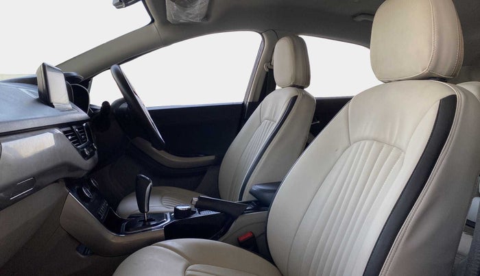2018 Tata NEXON XZA PLUS PETROL DUAL TONE, Petrol, Automatic, 50,359 km, Right Side Front Door Cabin