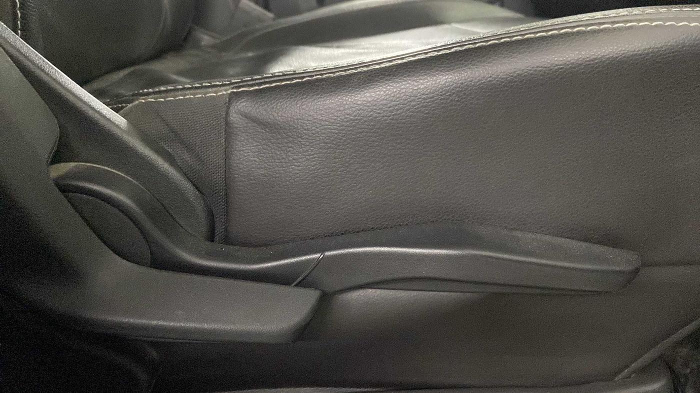 2019 Maruti XL6 ALPHA AT, Petrol, Automatic, 47,082 km, Driver Side Adjustment Panel
