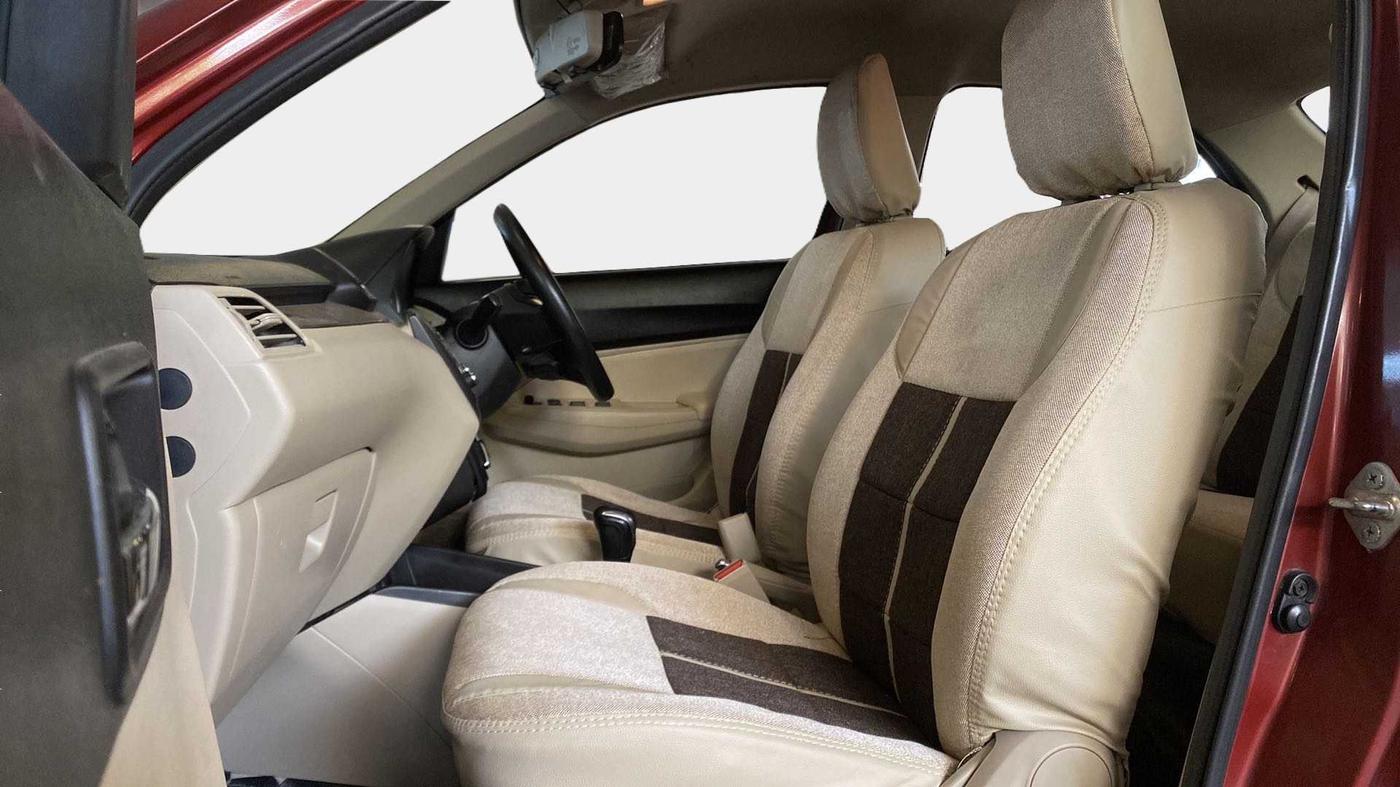2017 Maruti Dzire VXI AMT, Petrol, Automatic, 47,097 km, Right Side Front Door Cabin