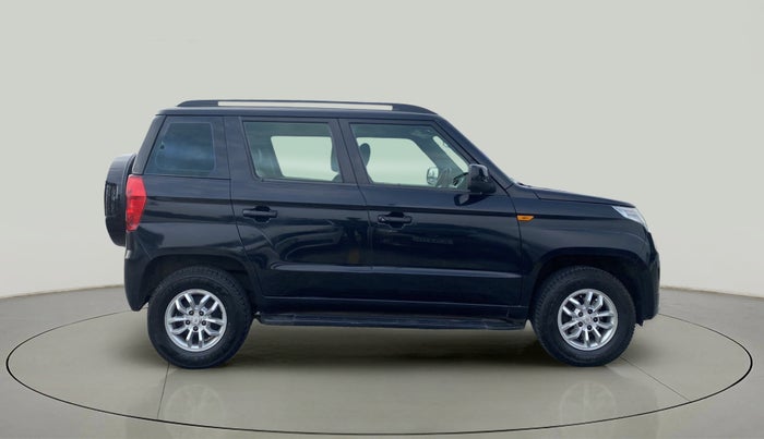 2016 Mahindra TUV300 T8, Diesel, Manual, 60,233 km, Right Side View