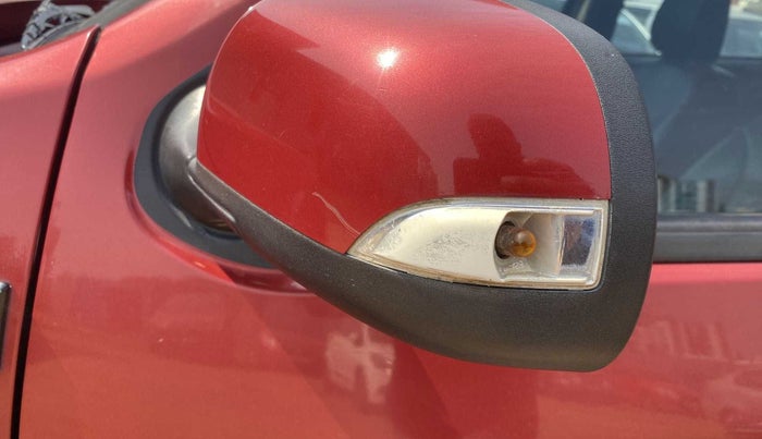 2017 Nissan Terrano XV D PREMIUM AMT, Diesel, Automatic, 97,997 km, Left rear-view mirror - Indicator light has minor damage