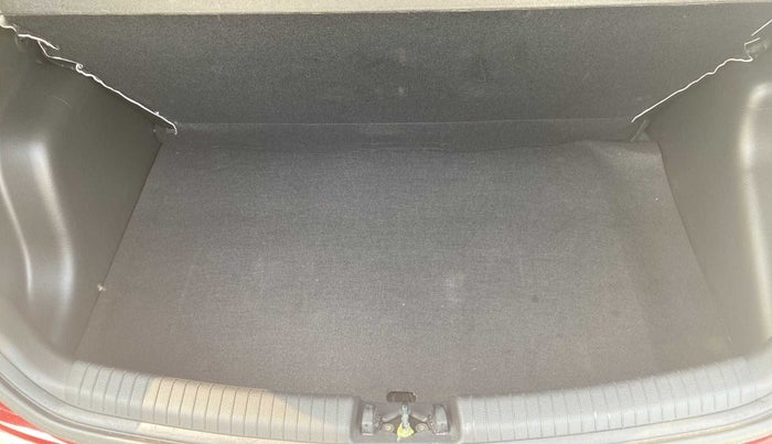 2018 Hyundai Grand i10 SPORTZ 1.2 KAPPA VTVT, Petrol, Manual, 23,211 km, Boot Inside