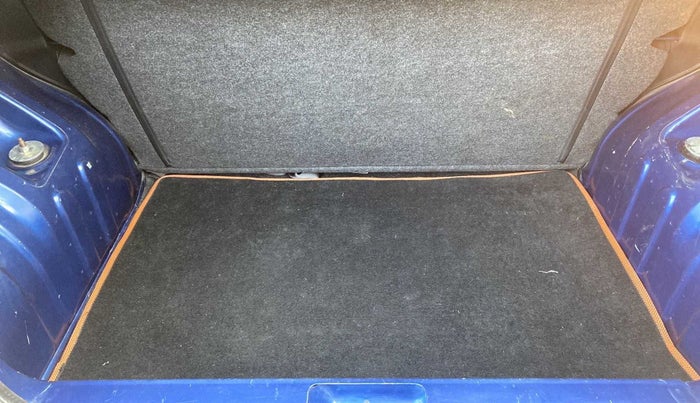 2019 Renault Kwid CLIMBER 1.0, Petrol, Manual, 20,982 km, Boot Inside