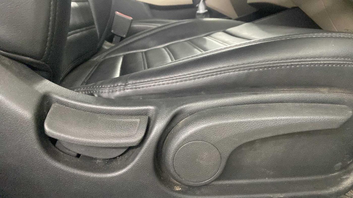 2020 Hyundai Verna SX 1.5 VTVT, Petrol, Manual, 30,549 km, Driver Side Adjustment Panel