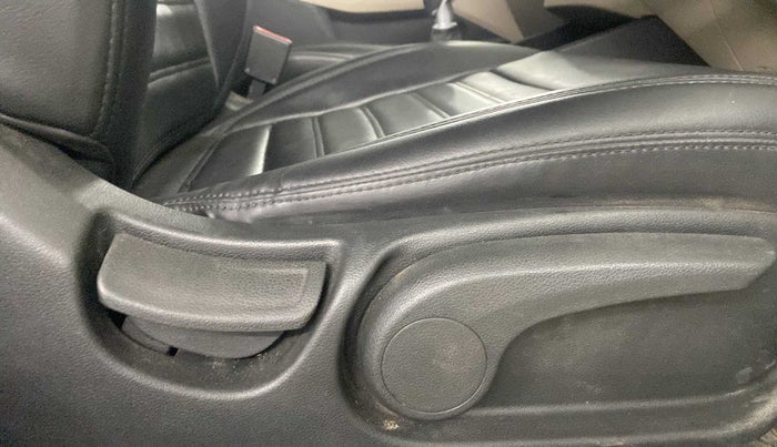2020 Hyundai Verna SX 1.5 VTVT, Petrol, Manual, 30,549 km, Driver Side Adjustment Panel