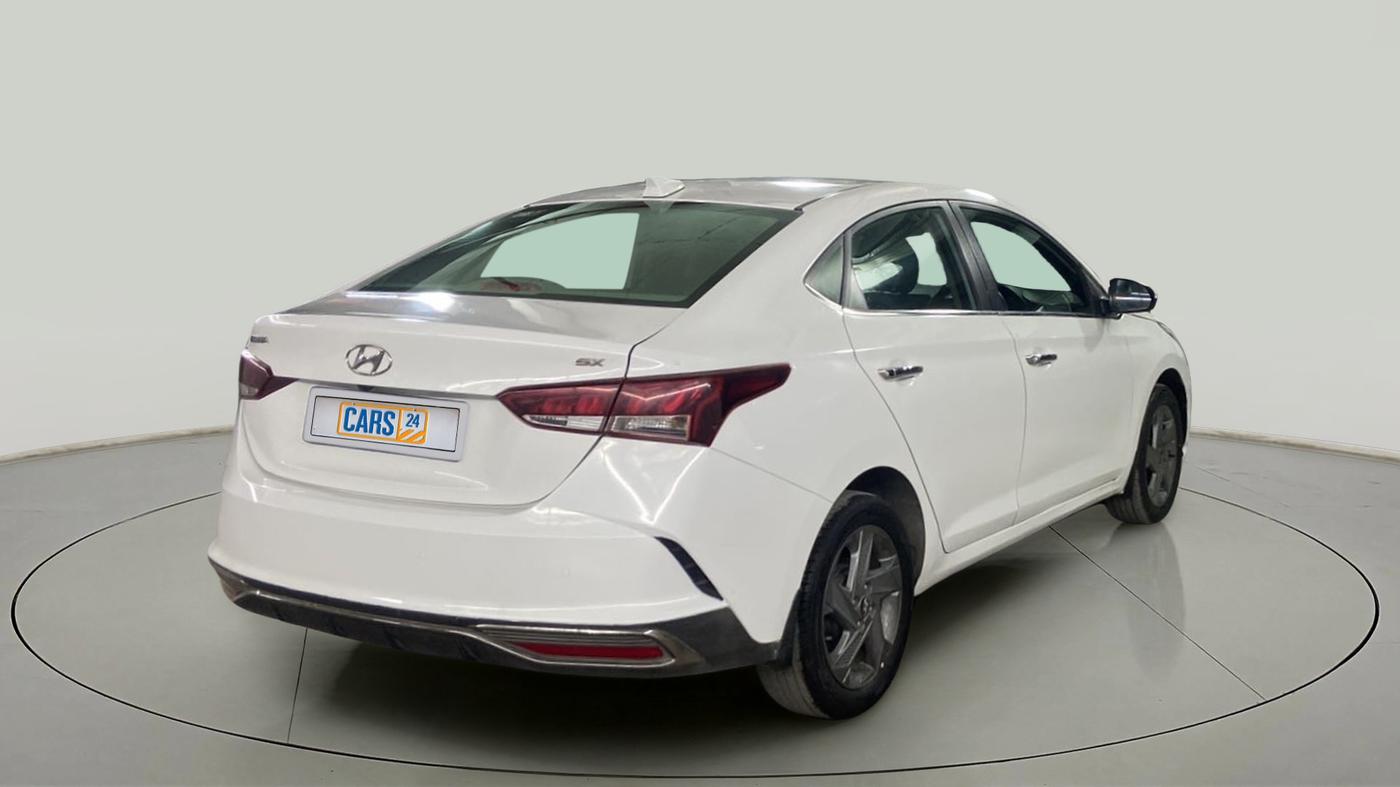 2020 Hyundai Verna SX 1.5 VTVT, Petrol, Manual, 30,549 km, Right Back Diagonal