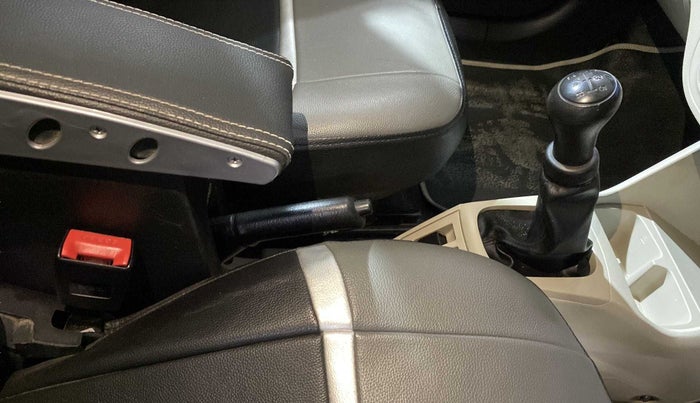 2019 Maruti Alto LXI, Petrol, Manual, 12,896 km, Gear Lever