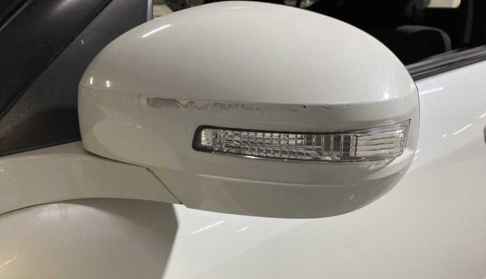 2014 Maruti Swift VXI, Petrol, Manual, 11,006 km, Left rear-view mirror - Mirror movement not proper