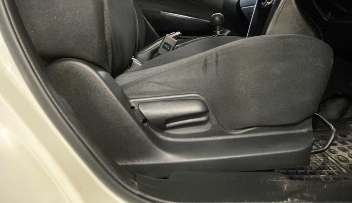 2014 Maruti Swift VXI, Petrol, Manual, 11,006 km, Driver Side Adjustment Panel