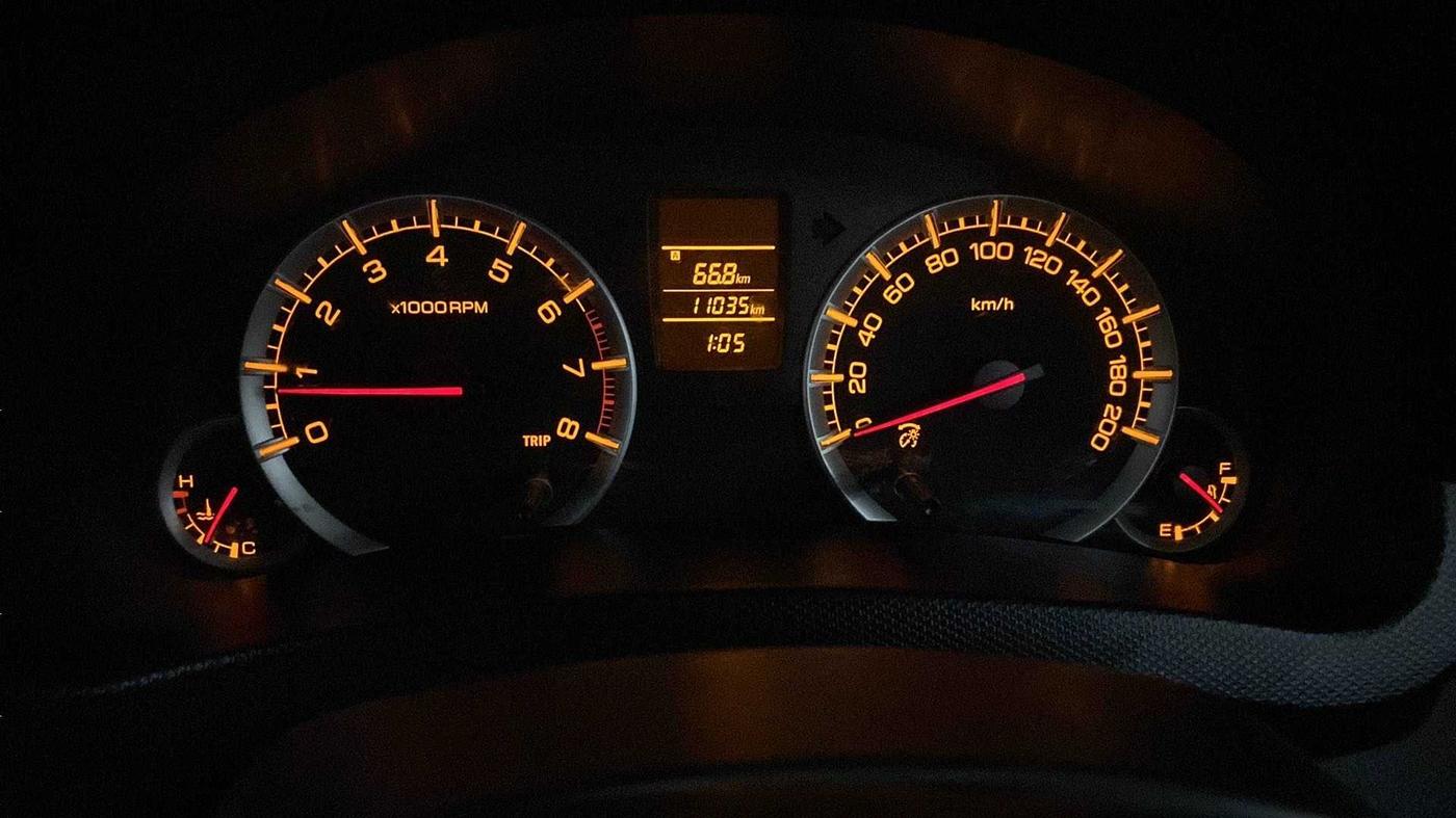 2014 Maruti Swift VXI, Petrol, Manual, 11,006 km, Odometer Image