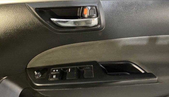 2014 Maruti Swift VXI, Petrol, Manual, 11,006 km, Driver Side Door Panels Control
