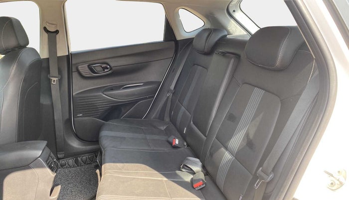 2021 Hyundai NEW I20 ASTA (O) 1.0 TURBO GDI DCT, Petrol, Automatic, 18,805 km, Right Side Rear Door Cabin