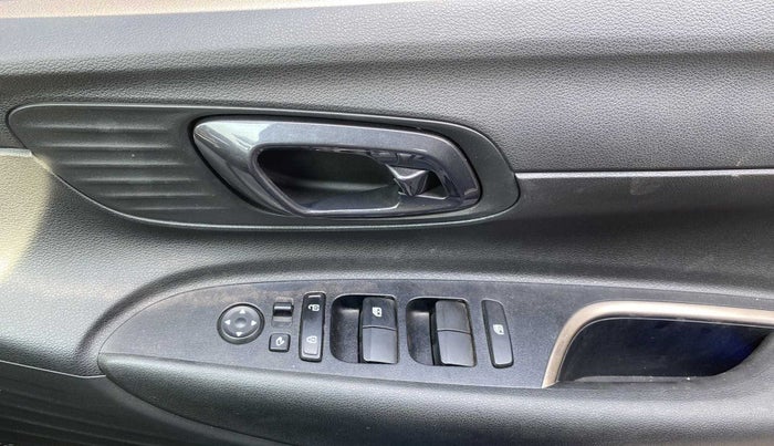 2021 Hyundai NEW I20 ASTA (O) 1.0 TURBO GDI DCT, Petrol, Automatic, 18,805 km, Driver Side Door Panels Control