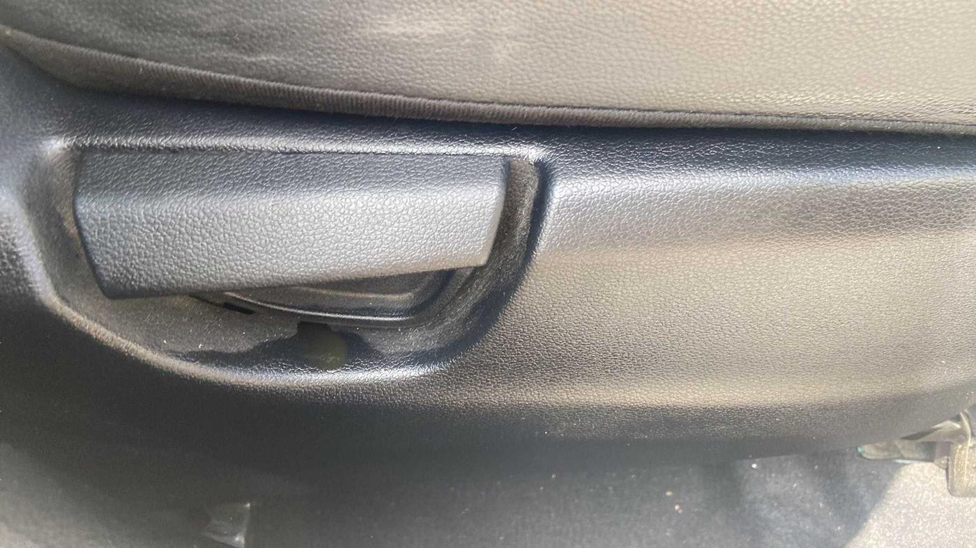 2018 Hyundai NEW SANTRO SPORTZ AMT, Petrol, Automatic, 16,989 km, Driver Side Adjustment Panel