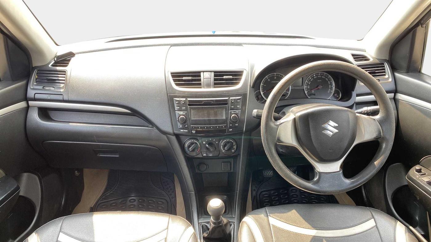 2016 Maruti Swift VDI ABS, Diesel, Manual, 74,080 km, Dashboard