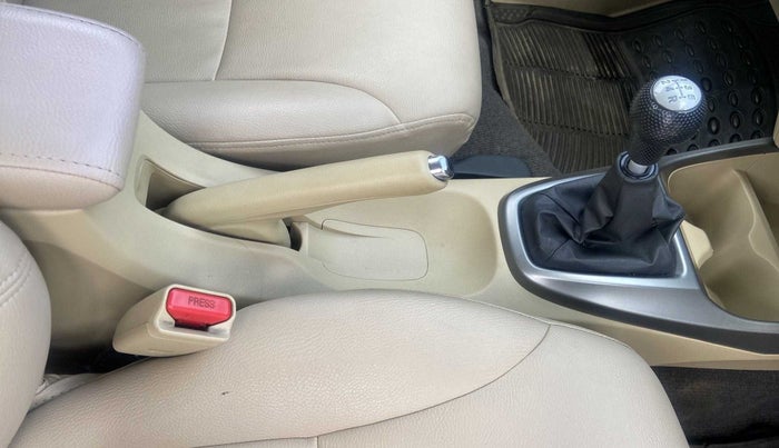 2012 Honda City 1.5L I-VTEC S MT, Petrol, Manual, 31,801 km, Gear Lever