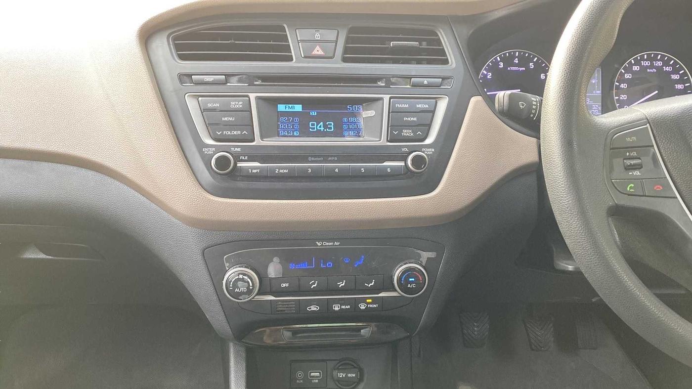 2015 Hyundai Elite i20 SPORTZ 1.2, Petrol, Manual, 47,473 km, Air Conditioner