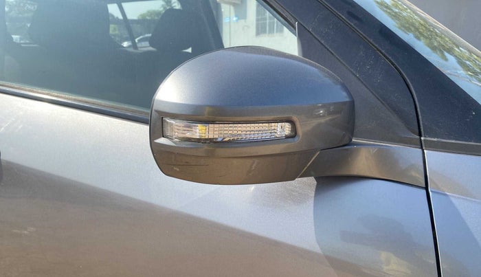 2012 Maruti Swift ZXI, Petrol, Manual, 29,117 km, Right rear-view mirror - Mirror motor not working