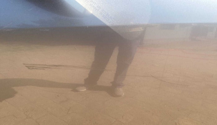 2012 Maruti Swift ZXI, Petrol, Manual, 29,117 km, Front passenger door - Minor scratches