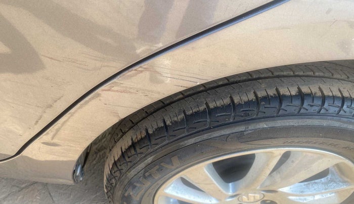 2012 Maruti Swift ZXI, Petrol, Manual, 29,117 km, Left quarter panel - Minor scratches