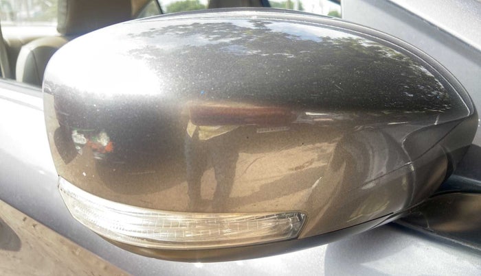 2017 Maruti Ciaz VXI+, Petrol, Manual, 59,750 km, Right rear-view mirror - Minor scratches