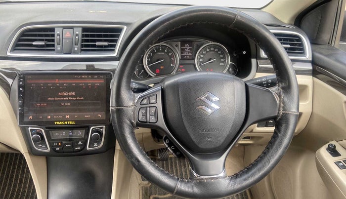 2017 Maruti Ciaz VXI+, Petrol, Manual, 59,750 km, Steering Wheel Close Up