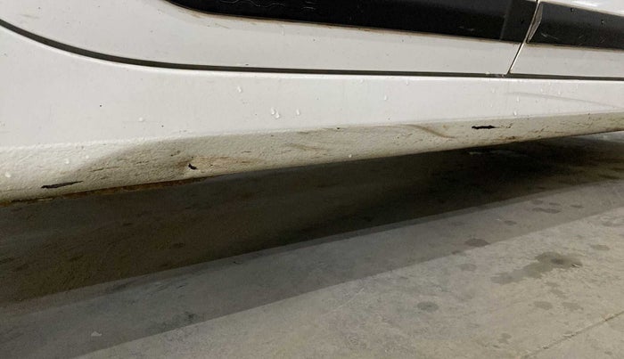 2021 Hyundai GRAND I10 NIOS SPORTZ 1.2 KAPPA VTVT CNG, CNG, Manual, 68,439 km, Right running board - Minor scratches