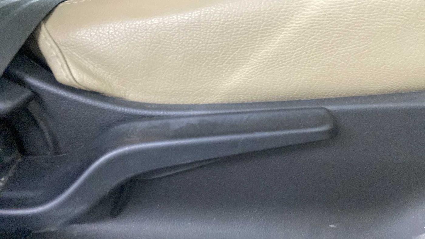 2019 Honda Amaze 1.2L I-VTEC VX CVT, Petrol, Automatic, 10,389 km, Driver Side Adjustment Panel