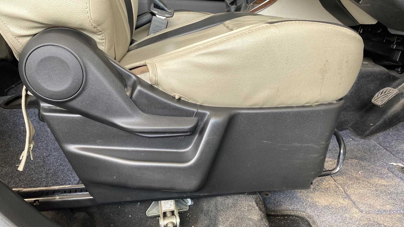 2020 Maruti New Wagon-R VXI 1.0, Petrol, Manual, 11,719 km, Driver Side Adjustment Panel