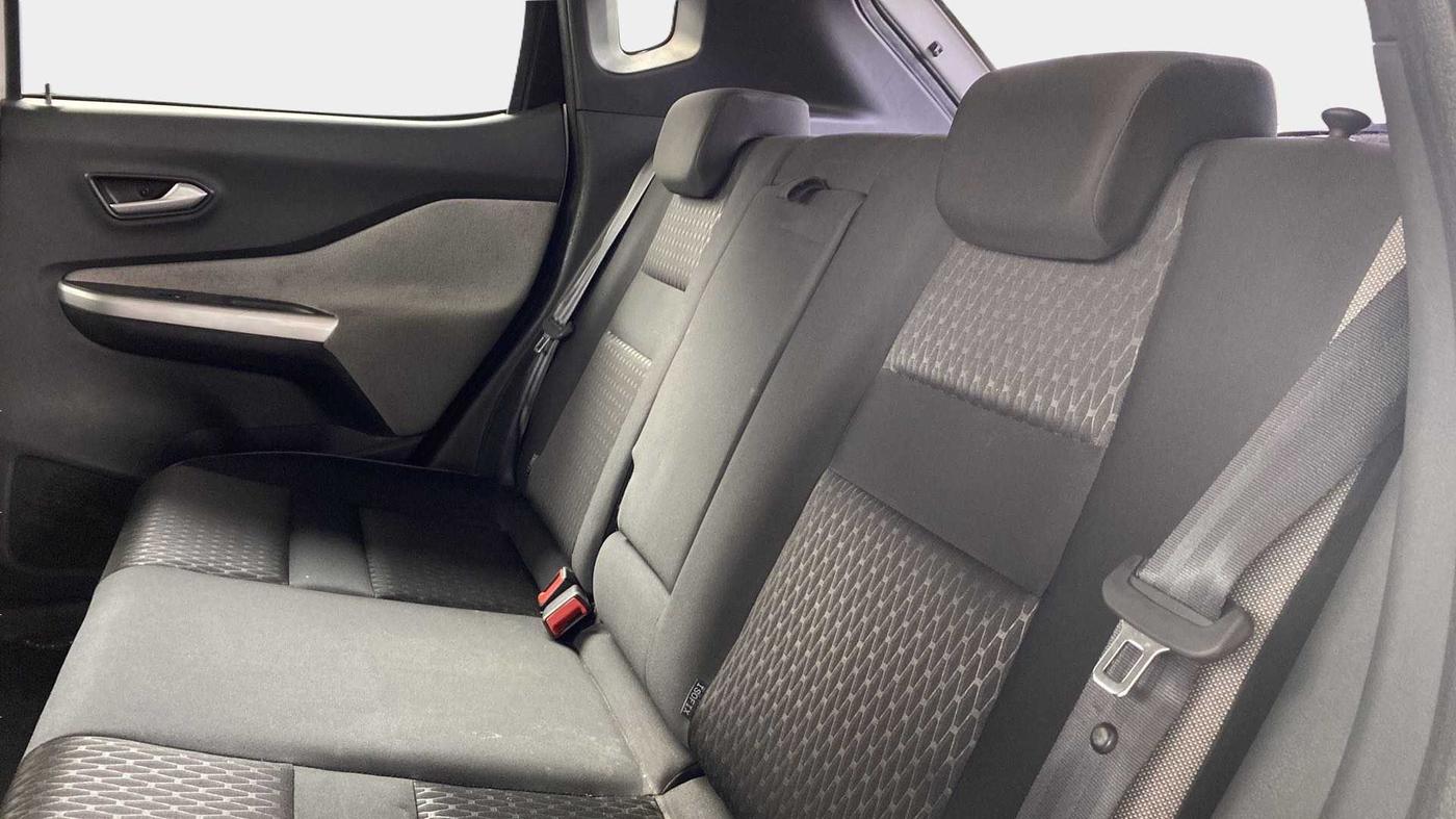 2021 Nissan MAGNITE XL TURBO CVT, Petrol, Automatic, 35,987 km, Right Side Rear Door Cabin