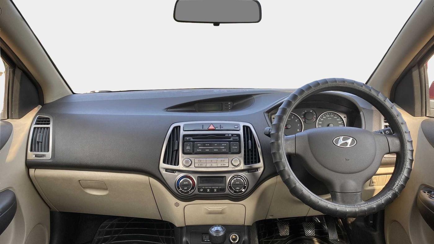 2013 Hyundai i20 MAGNA (O) 1.2, Petrol, Manual, 11,884 km, Dashboard