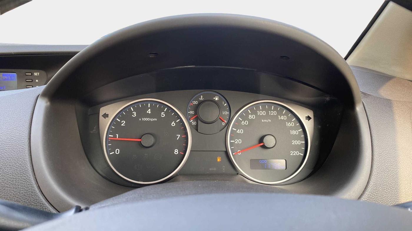 2013 Hyundai i20 MAGNA (O) 1.2, Petrol, Manual, 11,884 km, Odometer Image