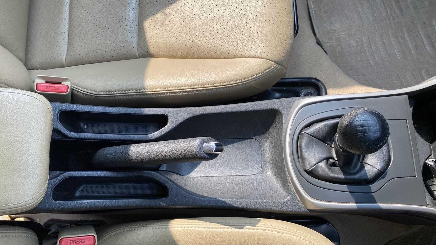 2017 Honda City 1.5L I-VTEC VX, Petrol, Manual, 41,312 km, Gear Lever