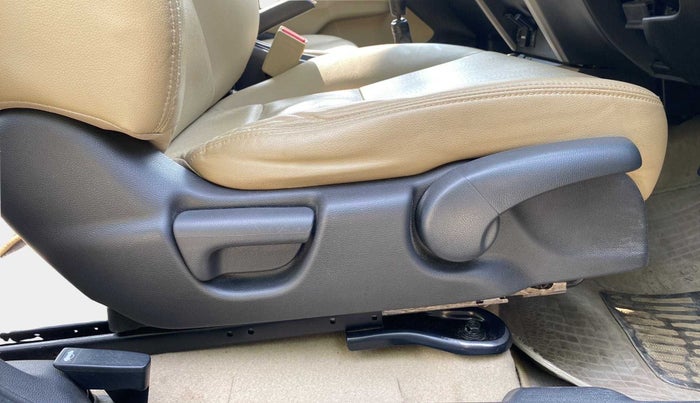 2017 Honda City 1.5L I-VTEC VX, Petrol, Manual, 41,312 km, Driver Side Adjustment Panel