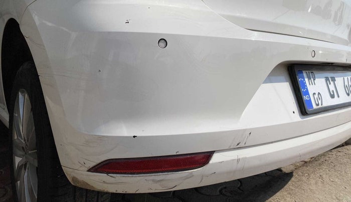2015 Volkswagen Polo HIGHLINE1.2L, Petrol, Manual, 93,295 km, Rear bumper - Minor scratches