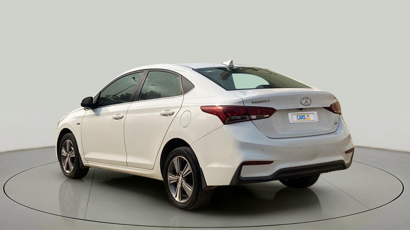 2017 Hyundai Verna 1.6 CRDI SX + AT, Diesel, Automatic, 78,820 km, Left Back Diagonal