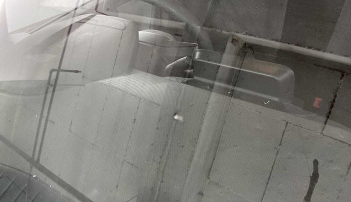 2020 Tata ALTROZ XM PETROL, Petrol, Manual, 21,907 km, Front windshield - Minor spot on windshield